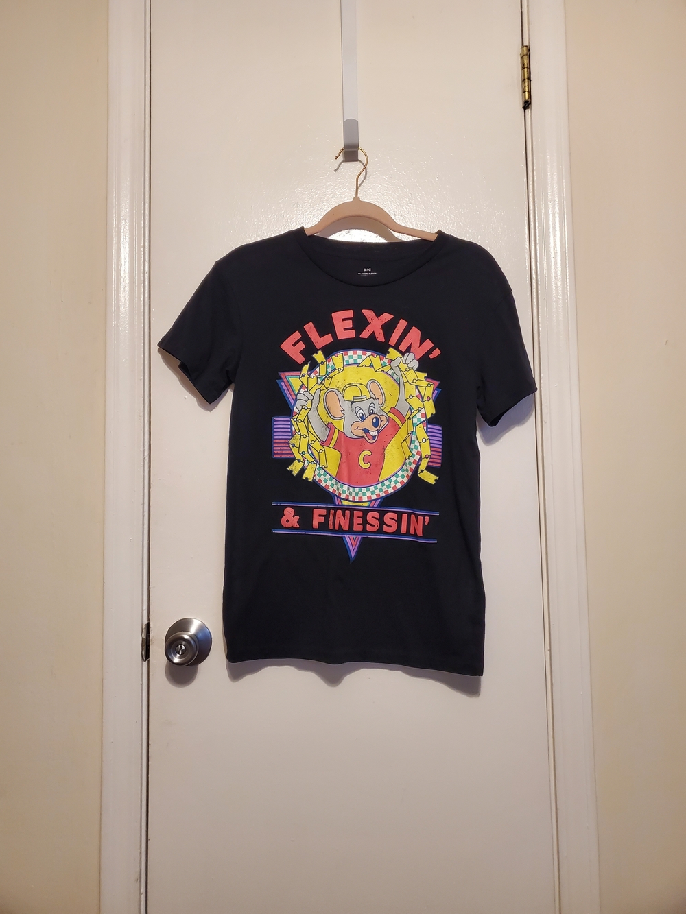 Black Graphic Tee - "Flexin' & Finessin'" Chuck E Cheese